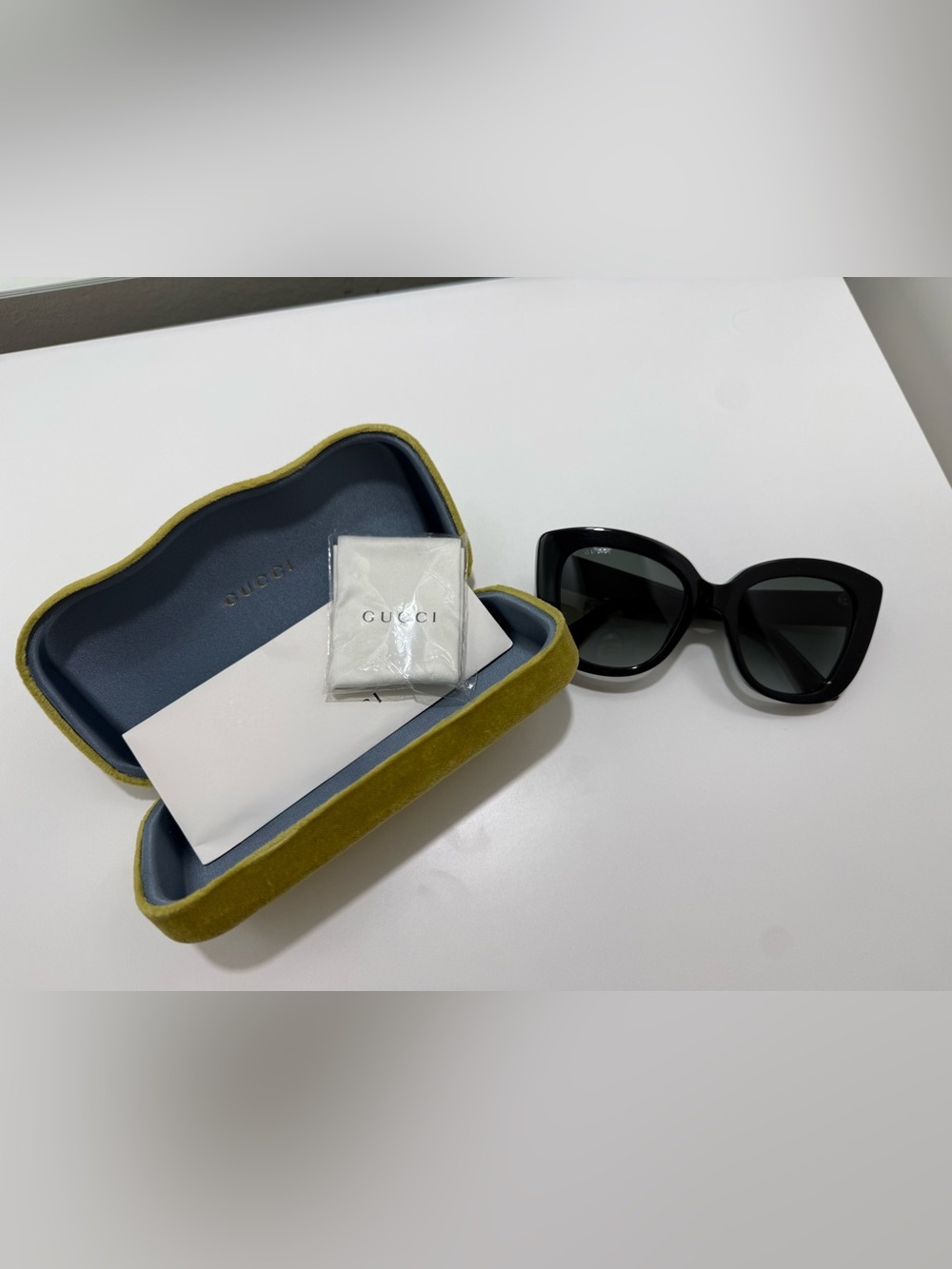 Authentic Gucci GG0327S Black Cat-Eye Sunglasses